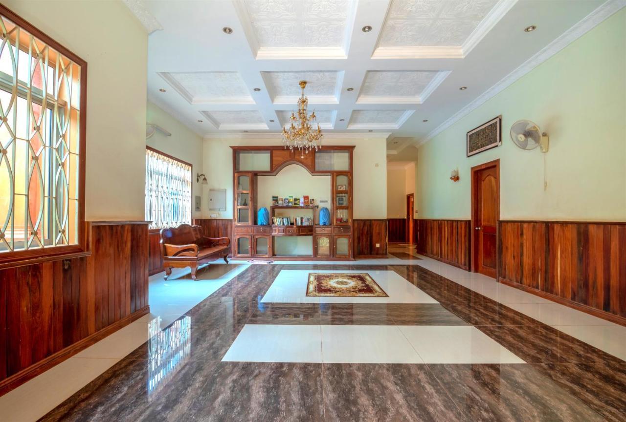 V&A Villa Сіємреап Екстер'єр фото